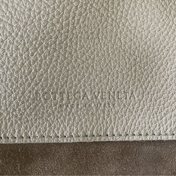 Bottega Veneta Cervo Lavato Deerskin Leather Intrecciatto Trim Hobo Shoulder Bag - Picture 8 of 15